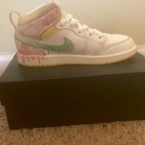 Jordan 12 Retro. Youth size 2. White/ Arctic punch- Hyper pink/ Turquoise